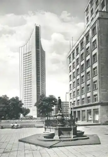 Postcard Germany Leipzig  Magdebrunnen and university building