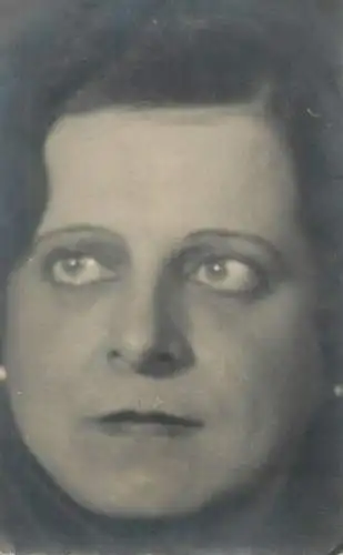 Social History intense woman look detail photo portrait