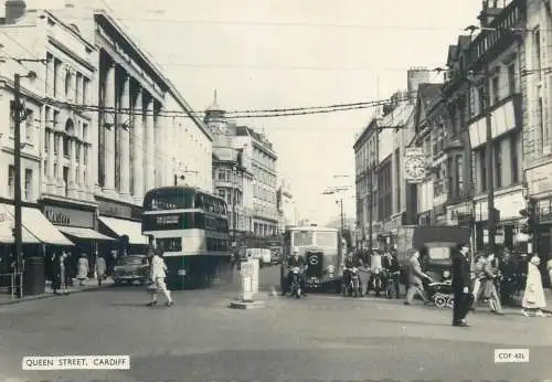 Postcard UK Wales Cardiff Queen Street