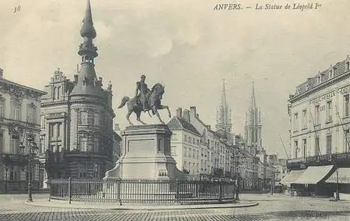 Postcard Belgium Antwerp Anvers la statue de Leopold Ier
