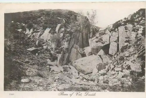 Scotland Burn O'Vat detail view
