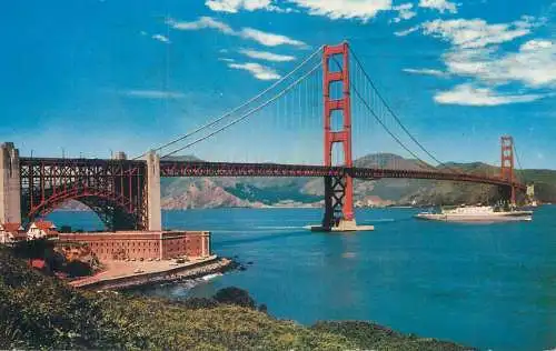Postcard USA United States CA - California > San Francisco Golden Gate Bridge