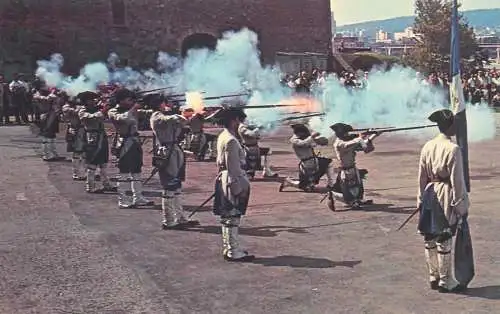 Postcard Canada > Quebec > Montreal musee militaire musketeer uniform soldier