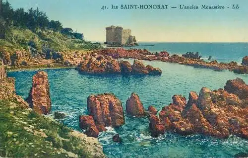 Postcard France Ile Saint Honorat l'ancien monastere
