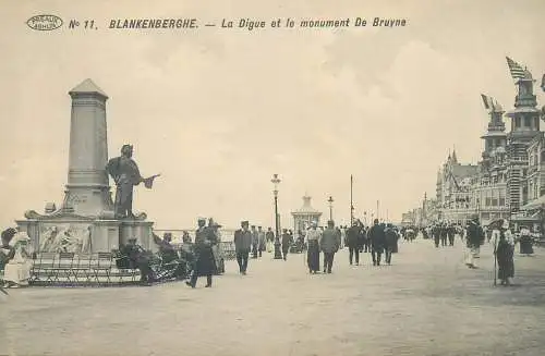 Belgium Blankenberghe La Digue et le Monument De Bruyne