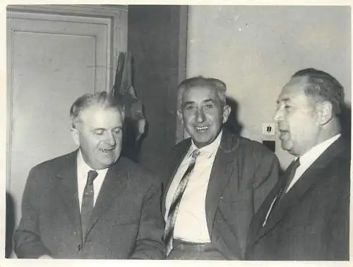 Photo ca. 9 x12 cm Romania school prom meeting 1970