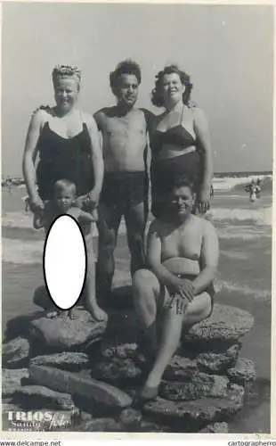 Photo ca. 6 x 9 cm Marea Neagra romanian seaside family instant photography