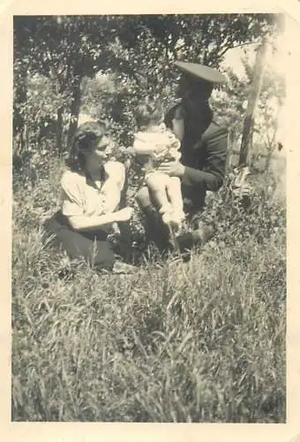 Photo ca. 6 x 9 cm instant photography Romania military family