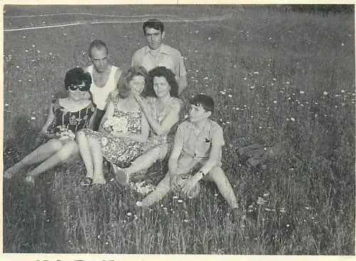 Photo ca. 6 x 9 cm instant photography people group foto