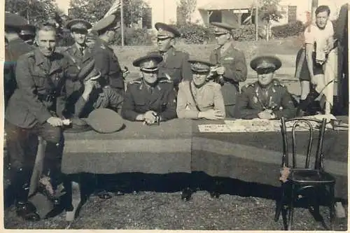 Photo ca. 6 x 9 cm romanian military event