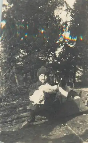 Photo ca. 6 x 9 cm child instant foto