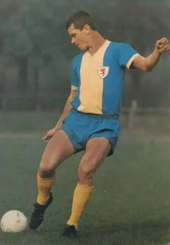 Postcard famous people football player Aral Sammelalben fur diese Bilderserie