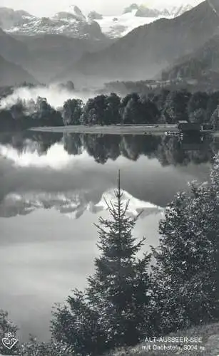 Austria Alt-Auseersee mit Dachstein