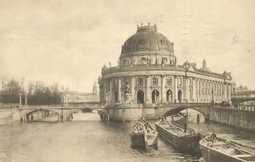 Postcard Germany Berlin Kaiser Friedrich Museum
