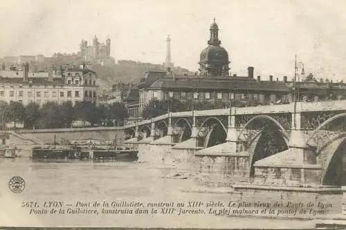 Postcard France Lyon pont de la Guilotiete