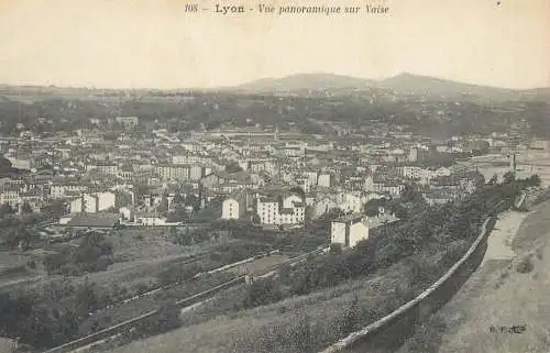Postcard France Lyon vue panoramique sur Vaise