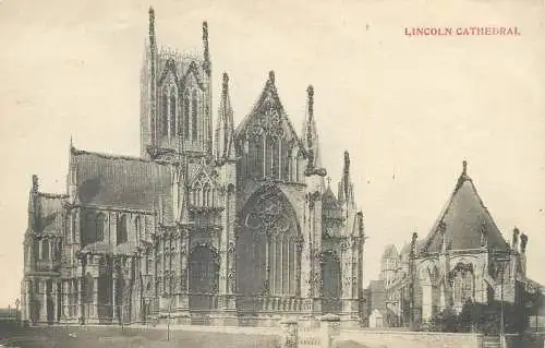 Lincoln cathedral glitter novelty postcard