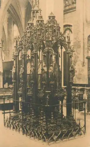 Postcard Germany Nurnberg Sebaldusgrab