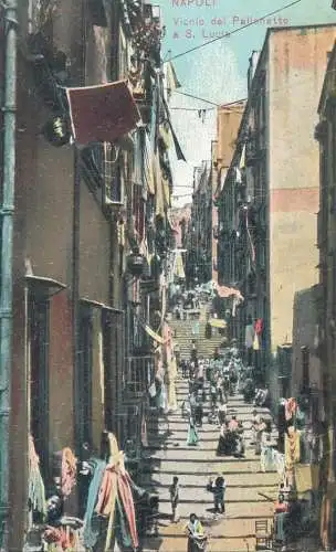 Postcard Italy Napoli vicolo del Pallenetto a S Lucia