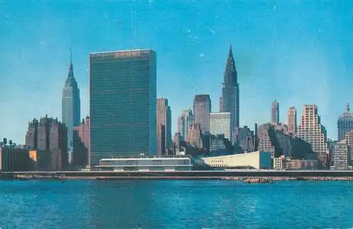 Postcard United States New York City > Manhattan skyline 1959