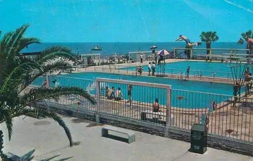 Postcard United States  LA - Louisiana > New Orleans swimming pool
