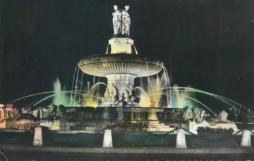 cpsm France Aix en Provence grande fontaine