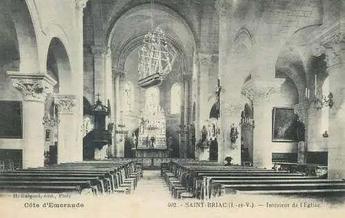 France Cote d'Emeraude Saint Briac interieur de l'eglise