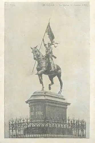 Postcard France Lille la statue de Jeanne D'Arc
