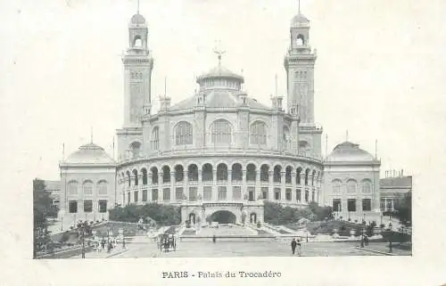 Postcard France Paris  Palais du Trocadero