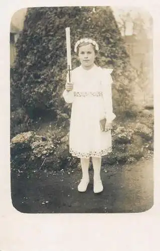 Communion / Konfirmation vintage photo postcard book candle dress