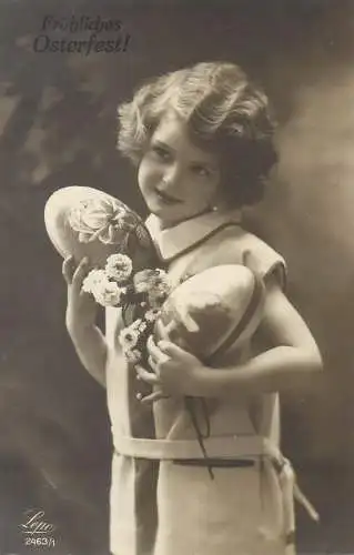 Postcard children Germany Frohliches Osterfest girl and large Easter eggs elegance