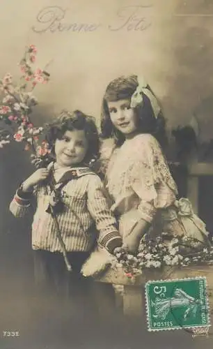 Postcard children France Bonne Fete girls beauty elegance