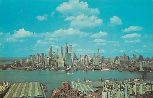 Postcard USA NY Manhattan New York city skyline