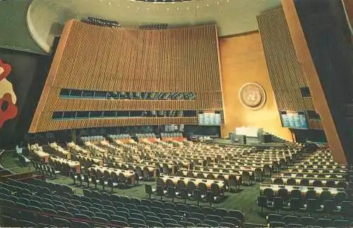 Postcard USA NY United Nations building general assembly hall UN