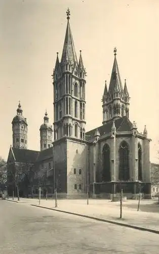 Postcard Europe place to identify cathedral