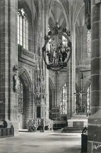 Postcard Germany Nurnberg St. Lorenzkirche Chor