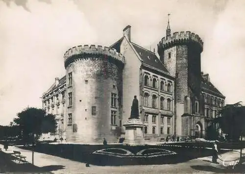 France Angouleme L'Hotel de Ville et les Jardins