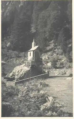 Postcard Austria place to identify church
