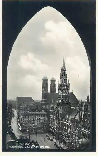 Postcard Germany Munchen Marienplatz Kaufingerstrasse