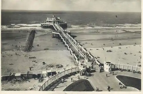 Postcard Belgium Blankenberge le pier 1955