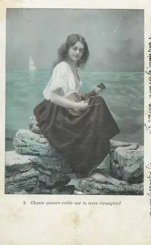 Chante pauvre exilee sur la terre etrangere belle femme photo