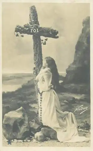 kneeling woman praying