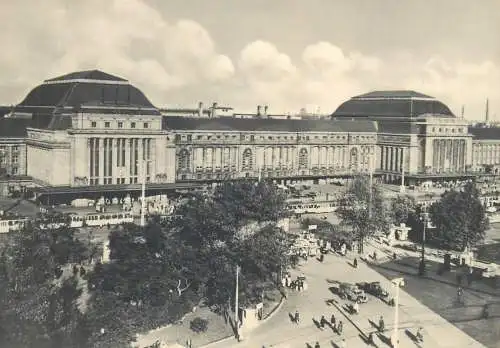 Postcard Germany Leipzig Hauptbahnhof