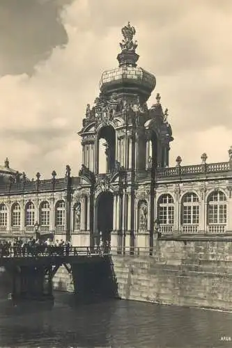 Postcard Germany Dresden Zwinger Kronentor