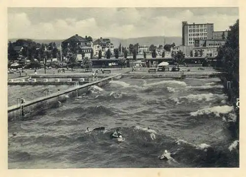 Postcard Germany Scfwimm und Wellenbad