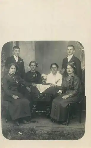 Postcard family group picture anonymous people