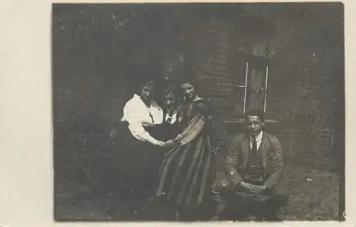 Social History vintage elegant men and women funny humour real photo