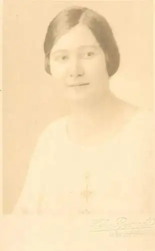 Vintage studio photography atelier photographers anonymous person woman 1927 portrait picture