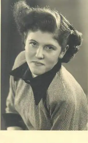 Foto Ott-Albrecht Singen studio photography atelier photographers anonymous person beautiful woman portrait picture