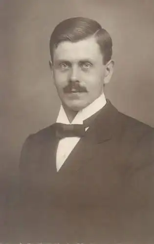 Social History Vintage atelier studio photography photographers anonymous person elegant gentleman portrait photo
